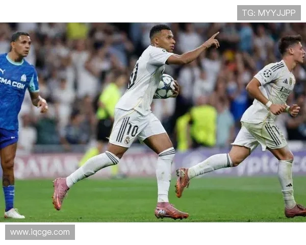 姆巴佩西甲50球仅逊C罗冲刺